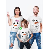 Одинаковые футболки Family Look с принтом "Снеговик" для всей семьи в одном стиле