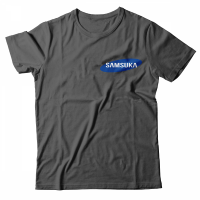 Прикольная футболка с маленькой надписью Samsuka